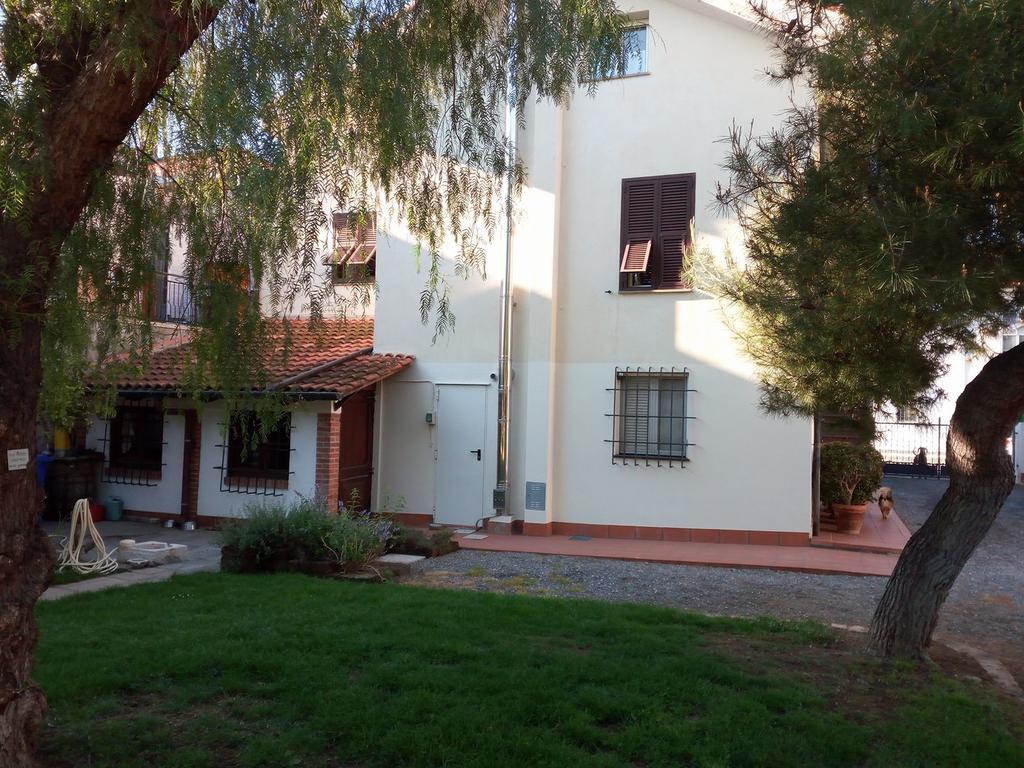 Casa Zafferano Pensionat Albenga Exteriör bild