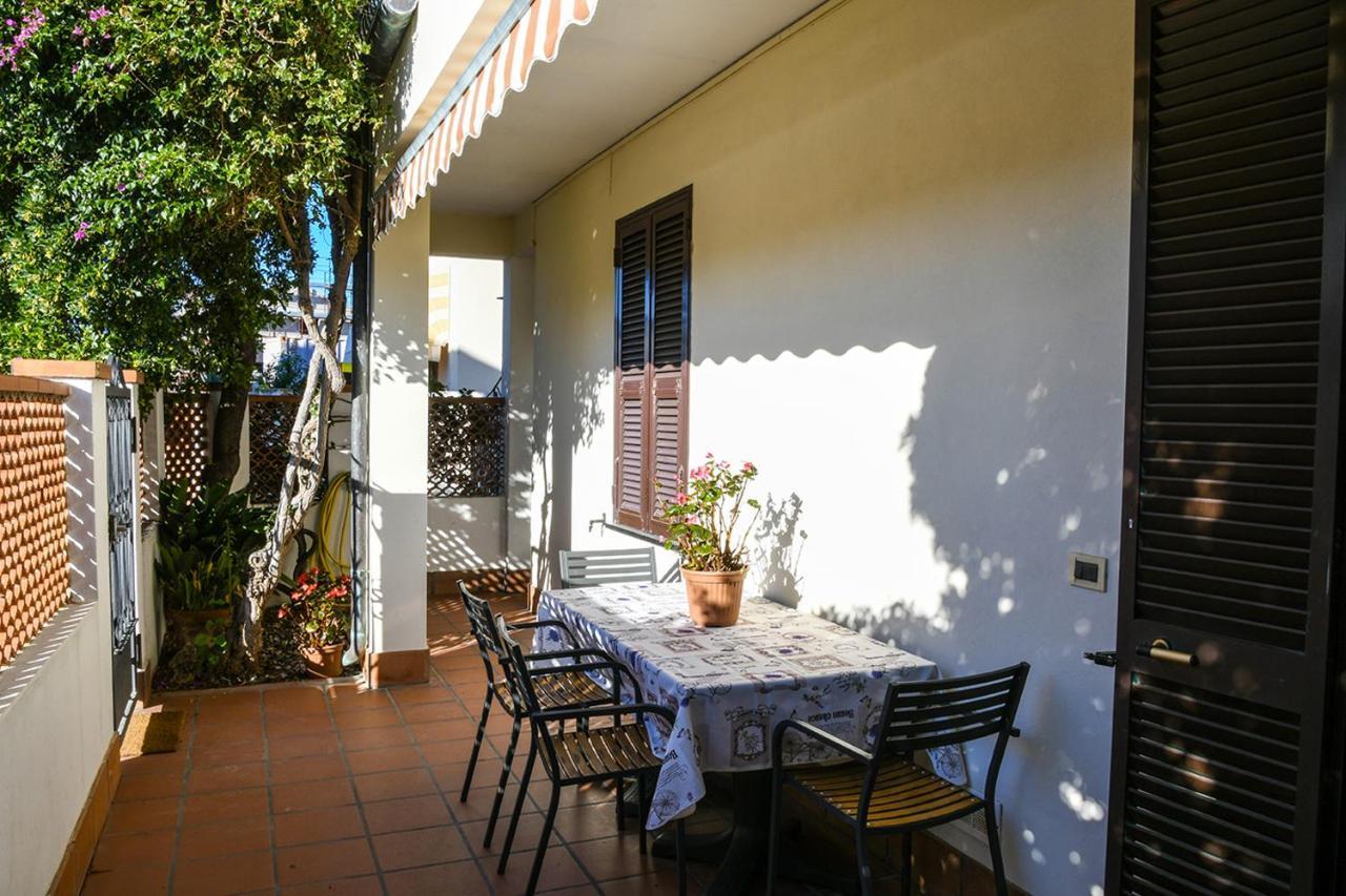 Casa Zafferano Pensionat Albenga Exteriör bild