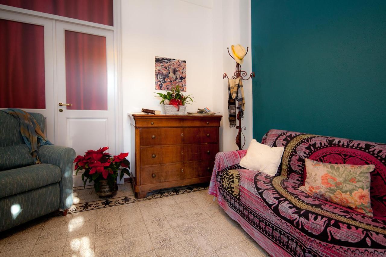 Casa Zafferano Pensionat Albenga Exteriör bild