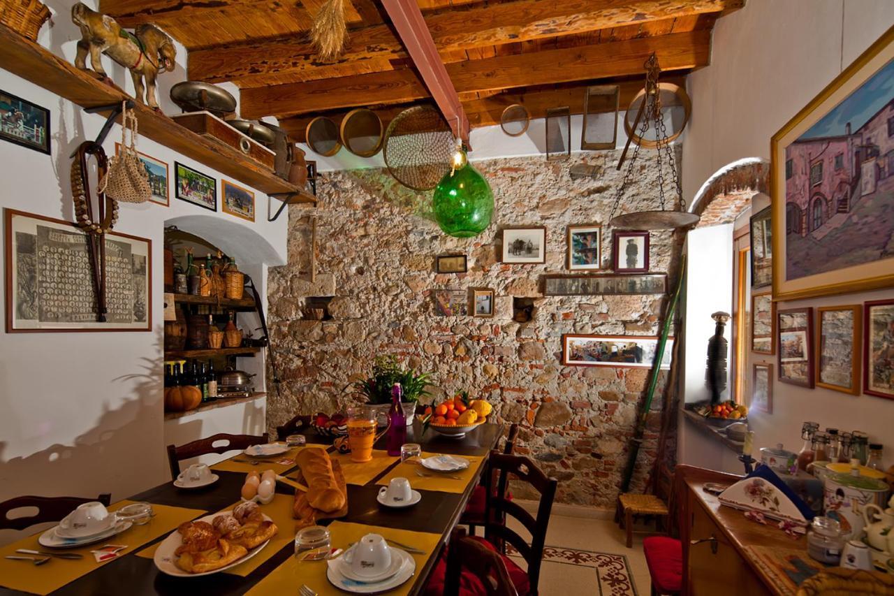 Casa Zafferano Pensionat Albenga Exteriör bild