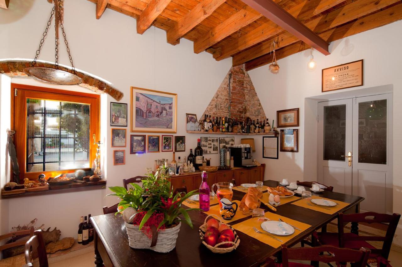 Casa Zafferano Pensionat Albenga Exteriör bild
